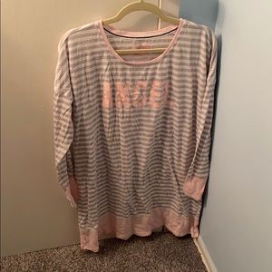 VS Long sleeve night gown